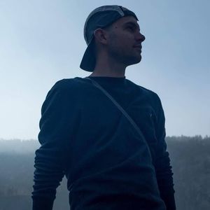 Meet your Posher, Jared